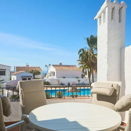 Casa Sofia Capistrano Village - Terrace & Pool Views 아파트