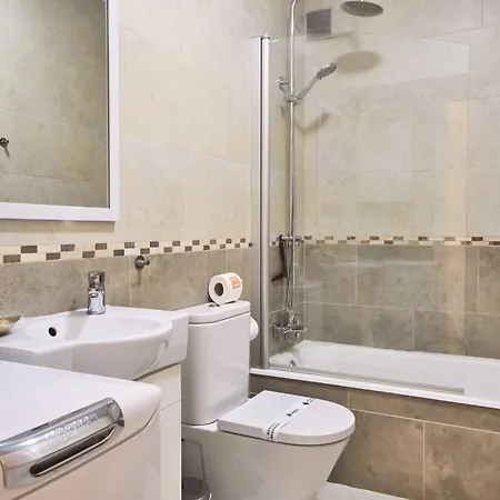아파트 Casa Sofia Capistrano Village - Terrace & Pool Views 네르하